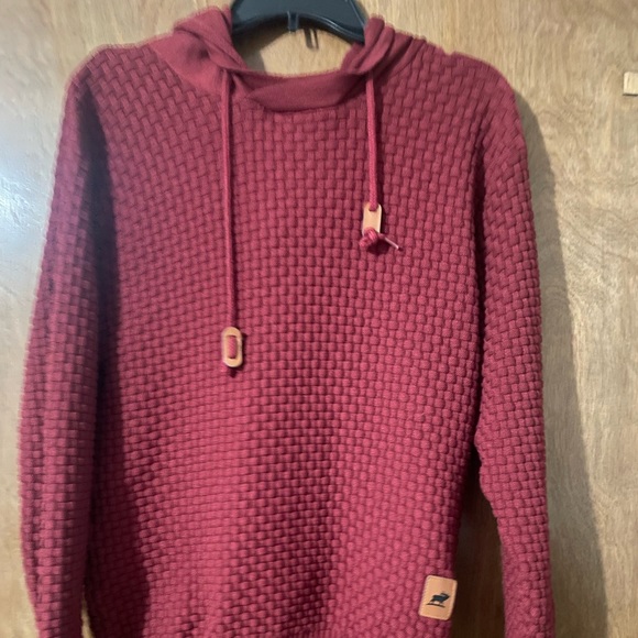 Boys Sweater with hood - Picture 1 of 3